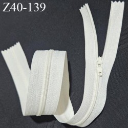 Fermeture zip en morceau de 40 cm avec un curseur couleur écru zip glissière nylon largeur 4 mm longueur 40 cm