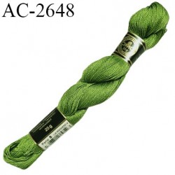 Echevette de coton perlé DMC 100% coton n°8 couleur vert prix pour une échevette de 25 g soit environ 200 mètres