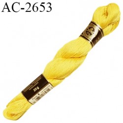 Echevette de coton perlé DMC 100% coton n°8 couleur jaune prix pour une échevette de 25 g soit environ 200 mètres