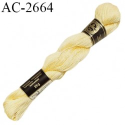 Echevette de coton perlé DMC 100% coton n°5 couleur jaune pâle prix pour une échevette de 25 g soit environ 112 mètres