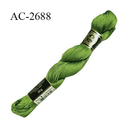 Echevette de coton perlé DMC 100% coton n°12 couleur vert prix pour une échevette de 25 g soit environ 300 mètres