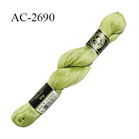 Echevette de coton perlé DMC 100% coton n°12 couleur vert pomme prix pour une échevette de 25 g soit environ 300 mètres